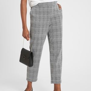 Banana Republic Houndstooth print Hayden pants